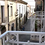 Raffaele Moffa Frühstückspension Troia