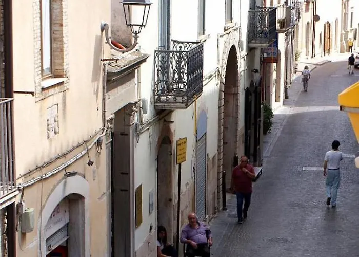 Raffaele Moffa לינה וארוחת בוקר