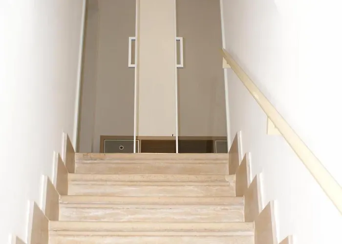 לינה וארוחת בוקר Raffaele Moffa *